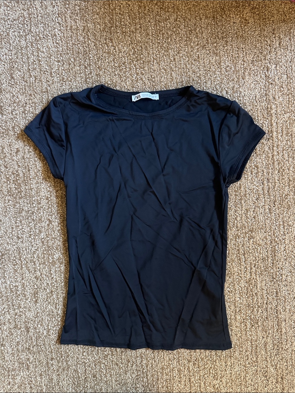Zara Black Short Sleeve Slim Crewneck Tee